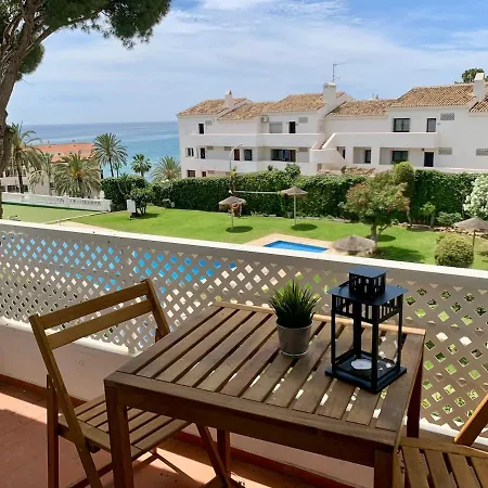 Apartment Getaway - 3 Minutes To The *